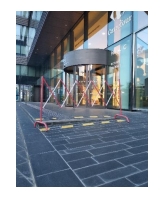 Barrière extensible rouge et blanc